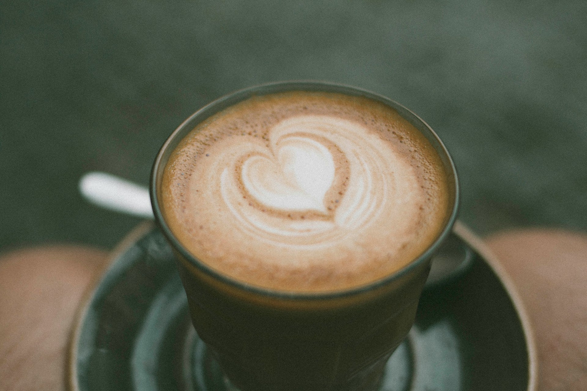 Die Kunst des Geschmacks: Cappuccino Apen zum Verlieben