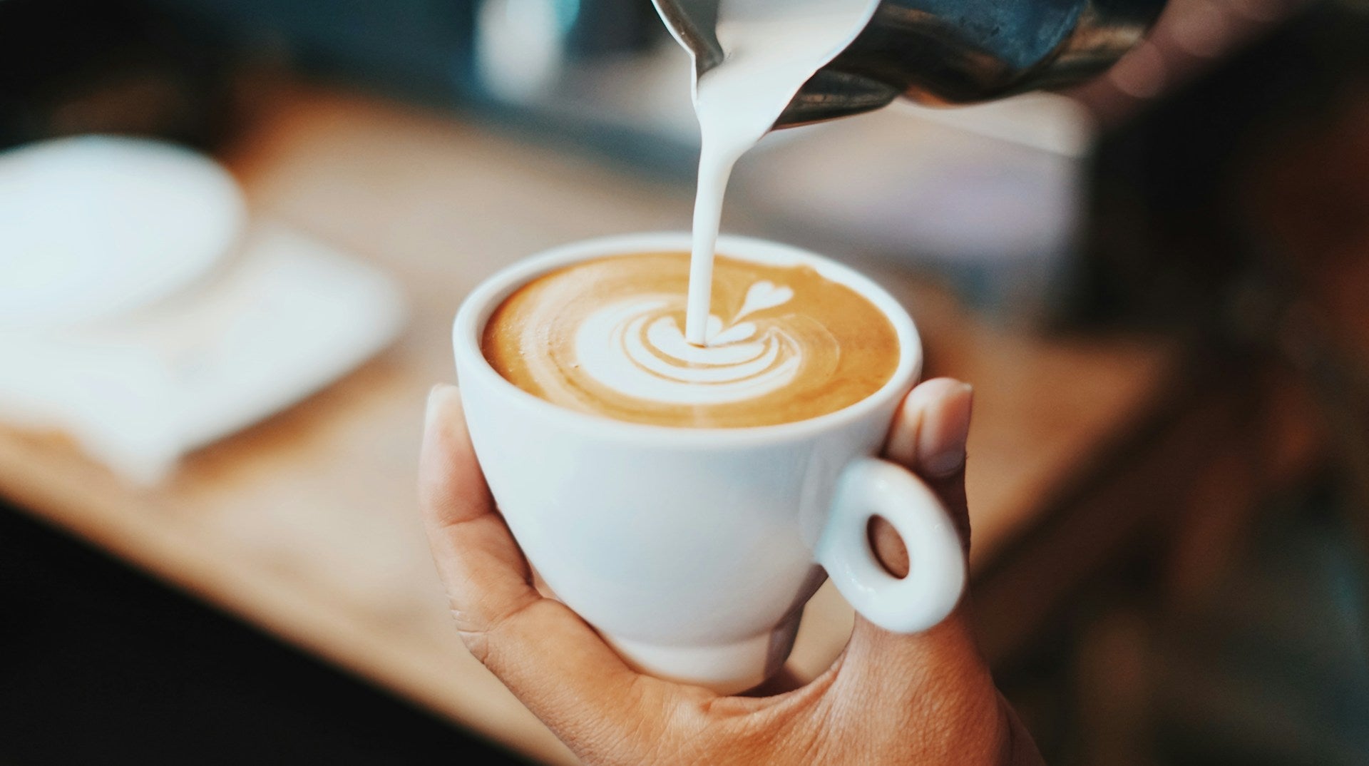 Der Kaffeekampf: Unterscheidung zwischen Latte Macchiato und Cappuccino