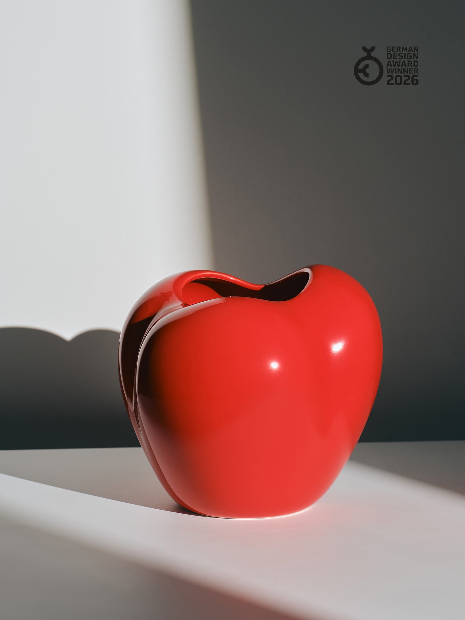 Poppy Vase, hot chili