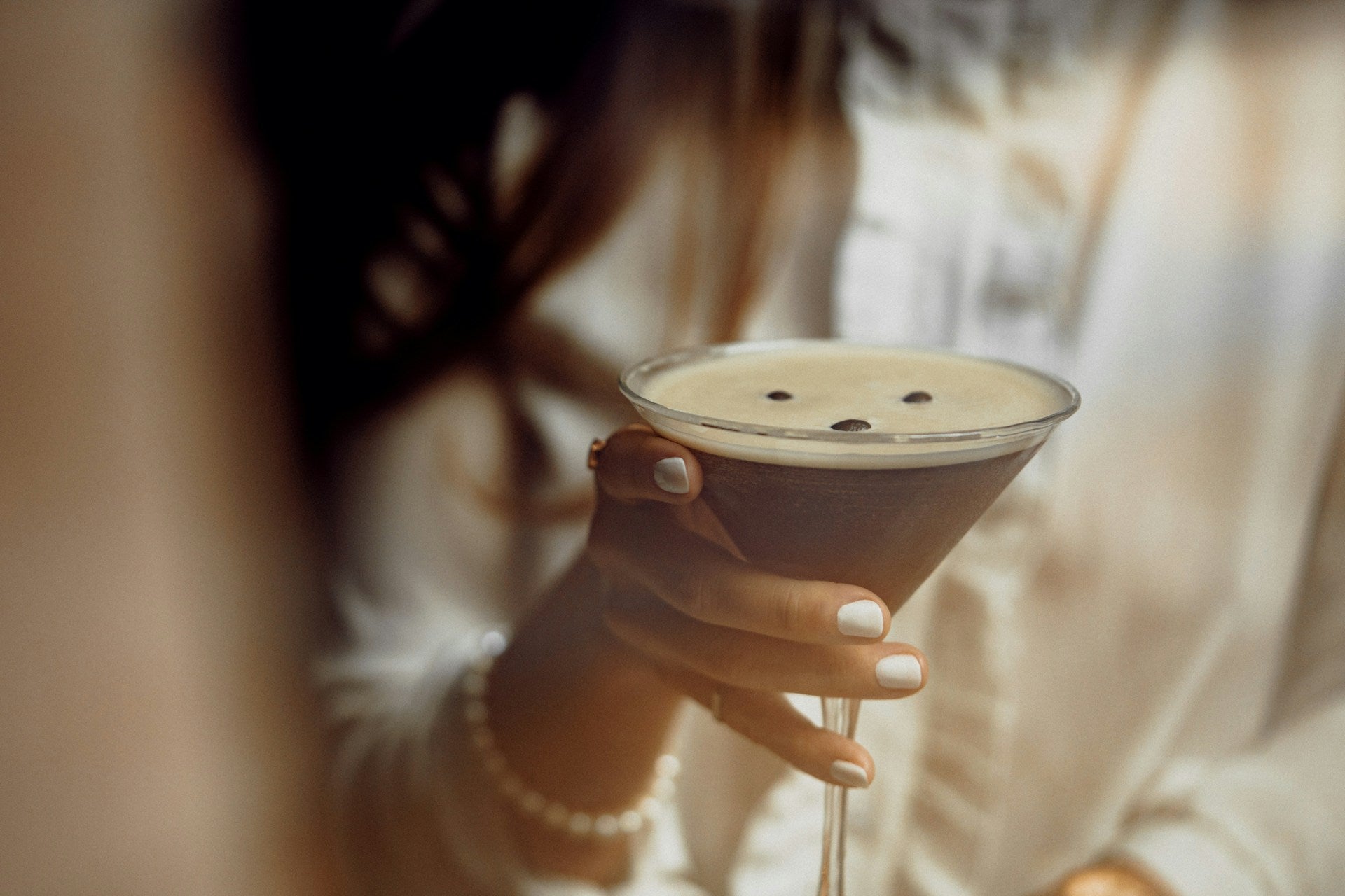 Ein Höhenflug für Ihren Gaumen: Espresso Martini Schaum neu definiert