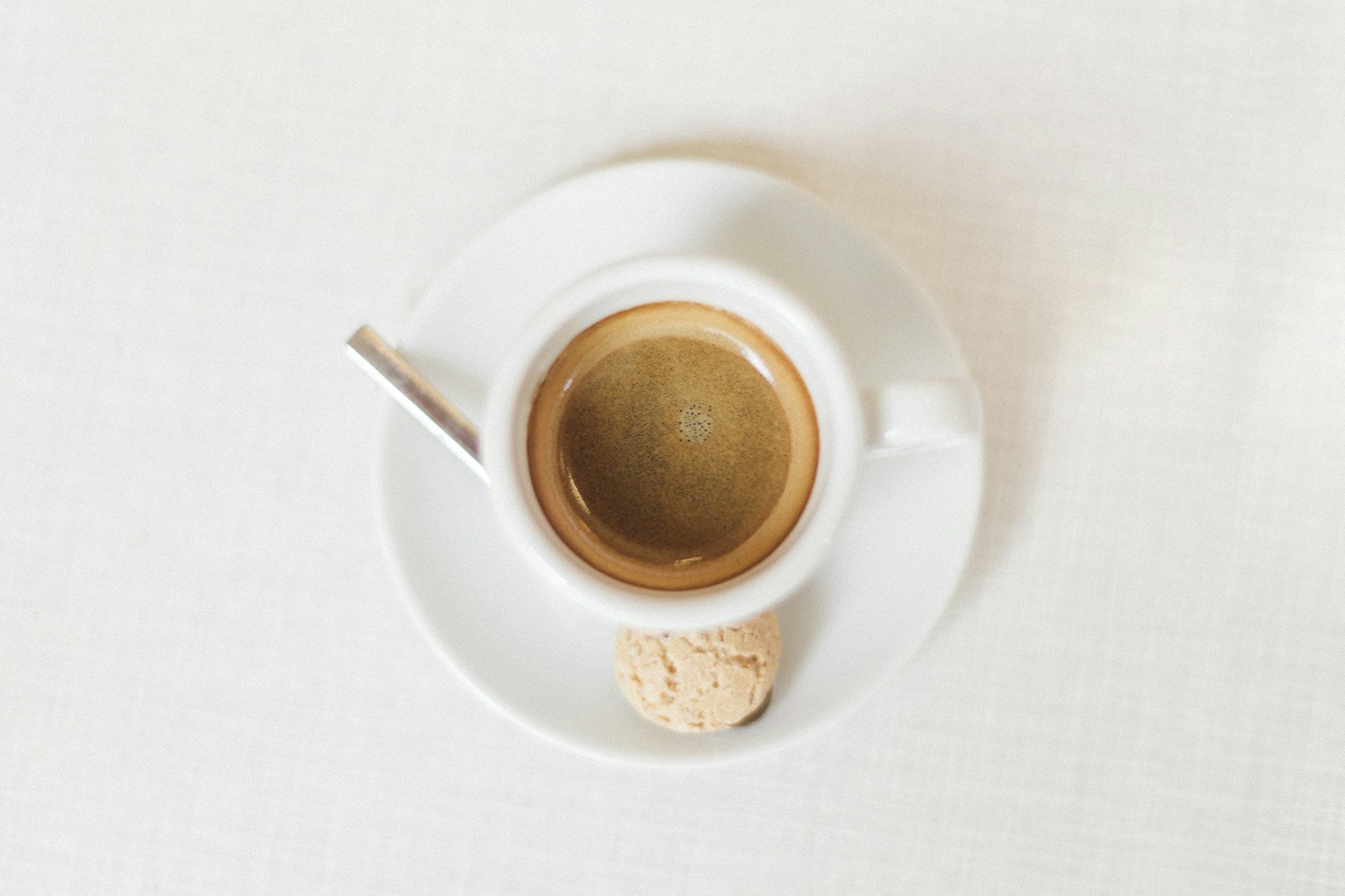 Entfessle den Aroma-Zauber: Perfektion des doppelten Espressos