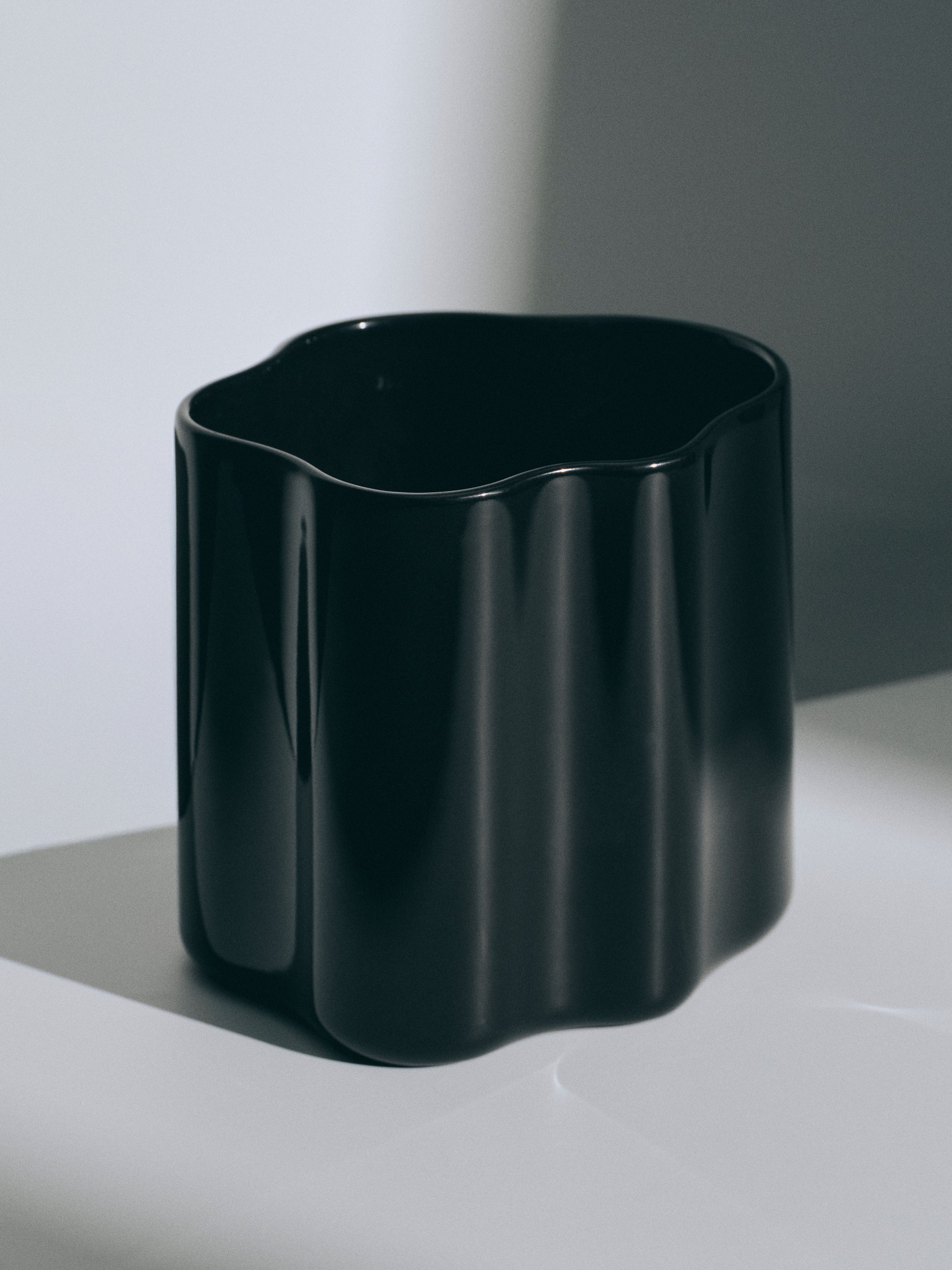Cloud Jar medium, black