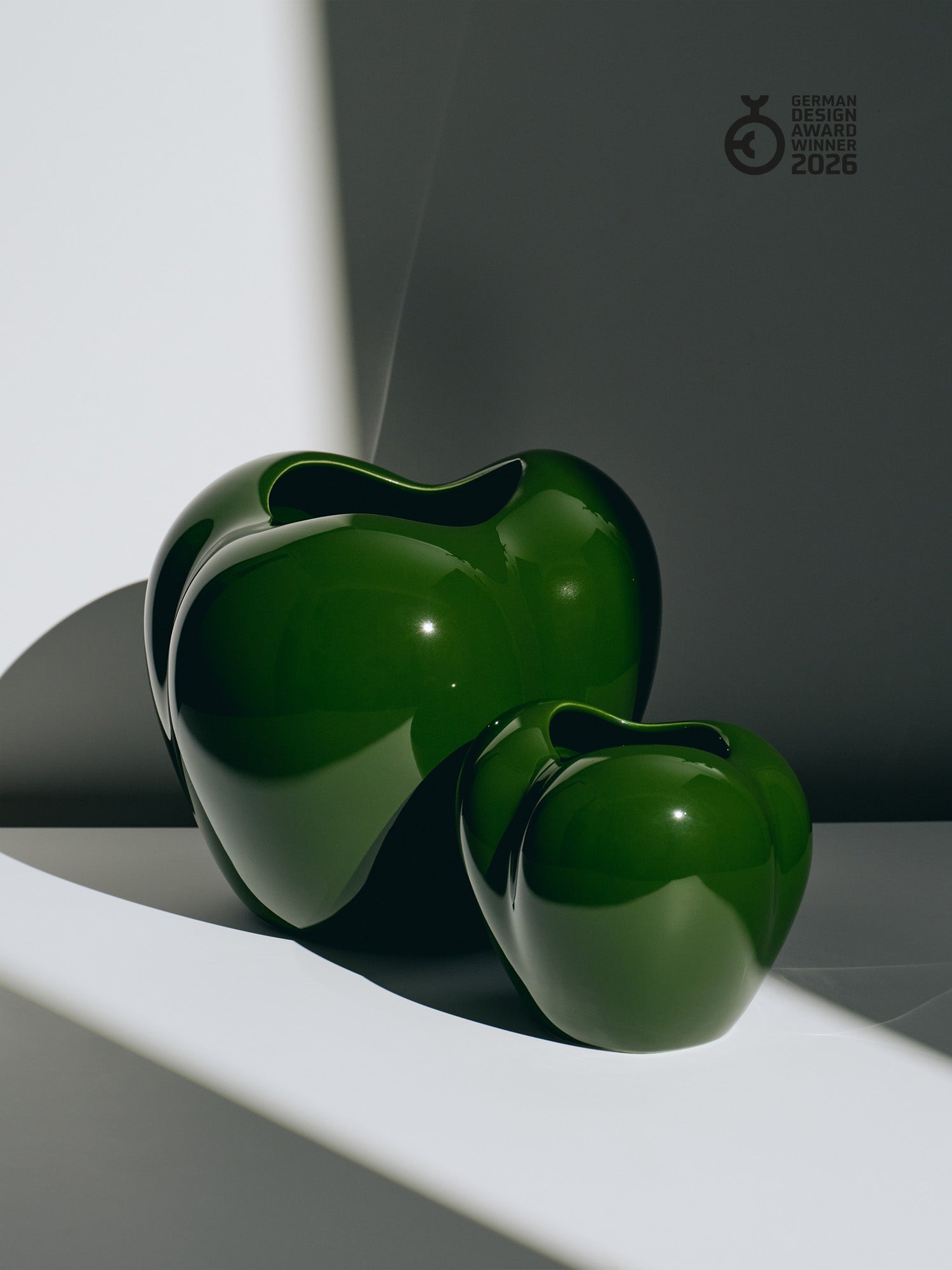 Mini Poppy Vase, racing green